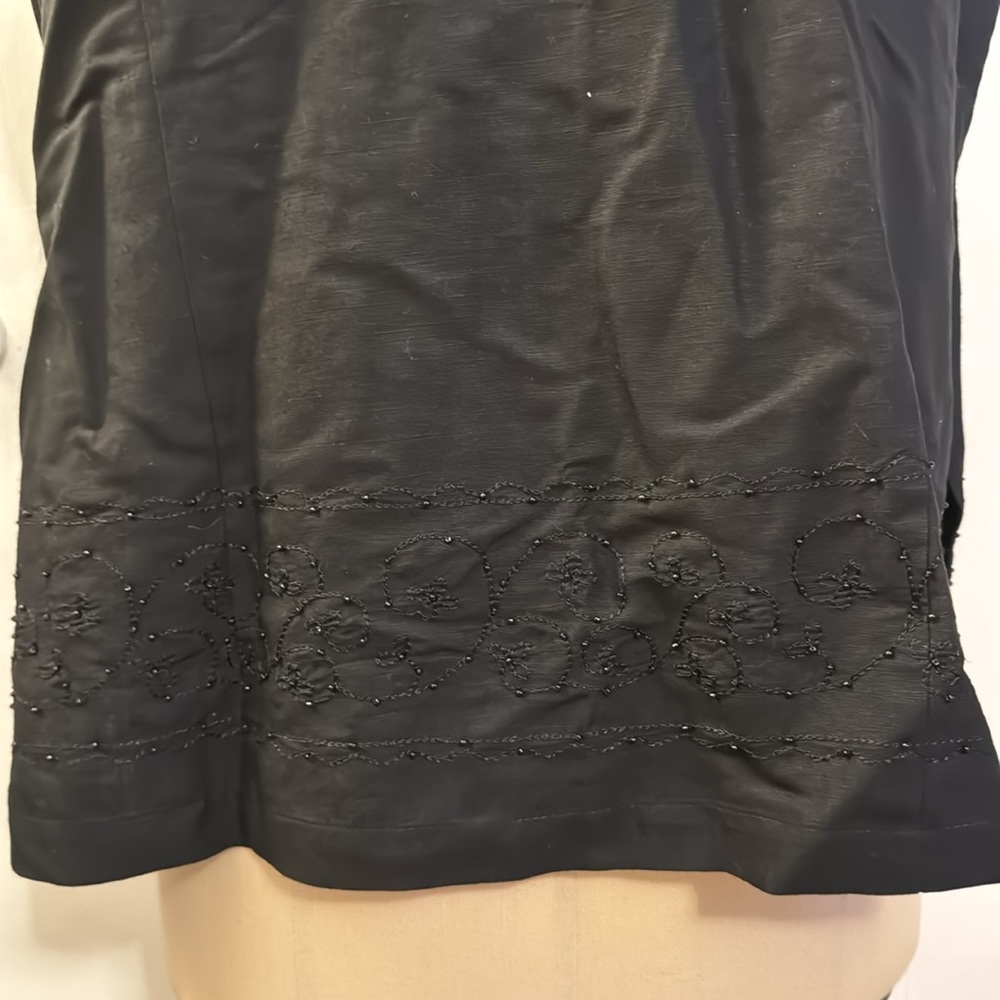 Laura Scott sleeveless blouse with embroidered details - Picture 6 of 8